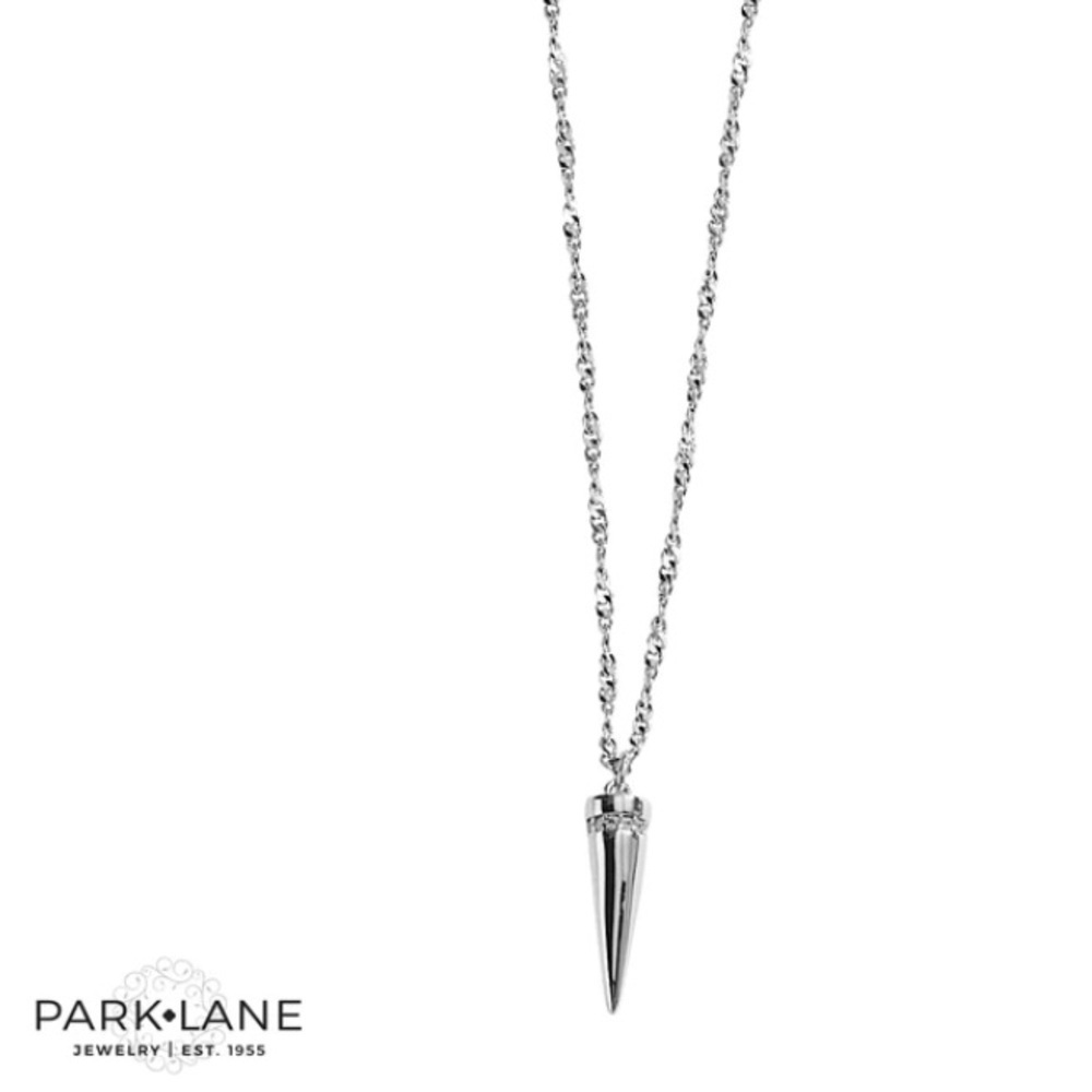 NWT 🤠 DAINTY SILVER SPUR SPIKE NECKLACE WITH SPARKLING CLEAR STONES
